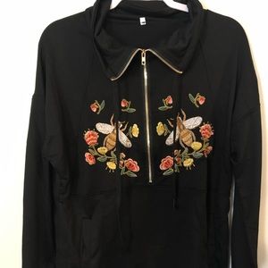 Long Sleeve Pullover Sweatshirt Top with Pockets